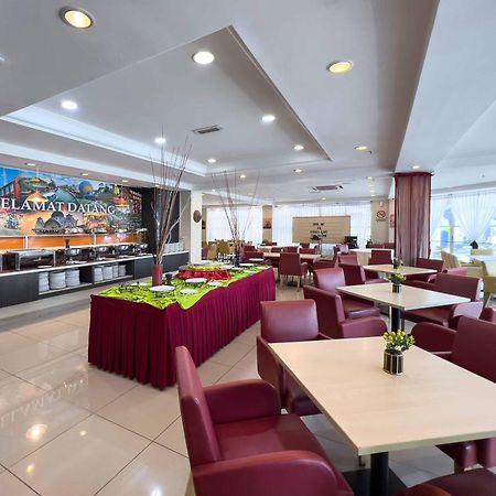 Hotel Seri Costa Malakka Dış mekan fotoğraf