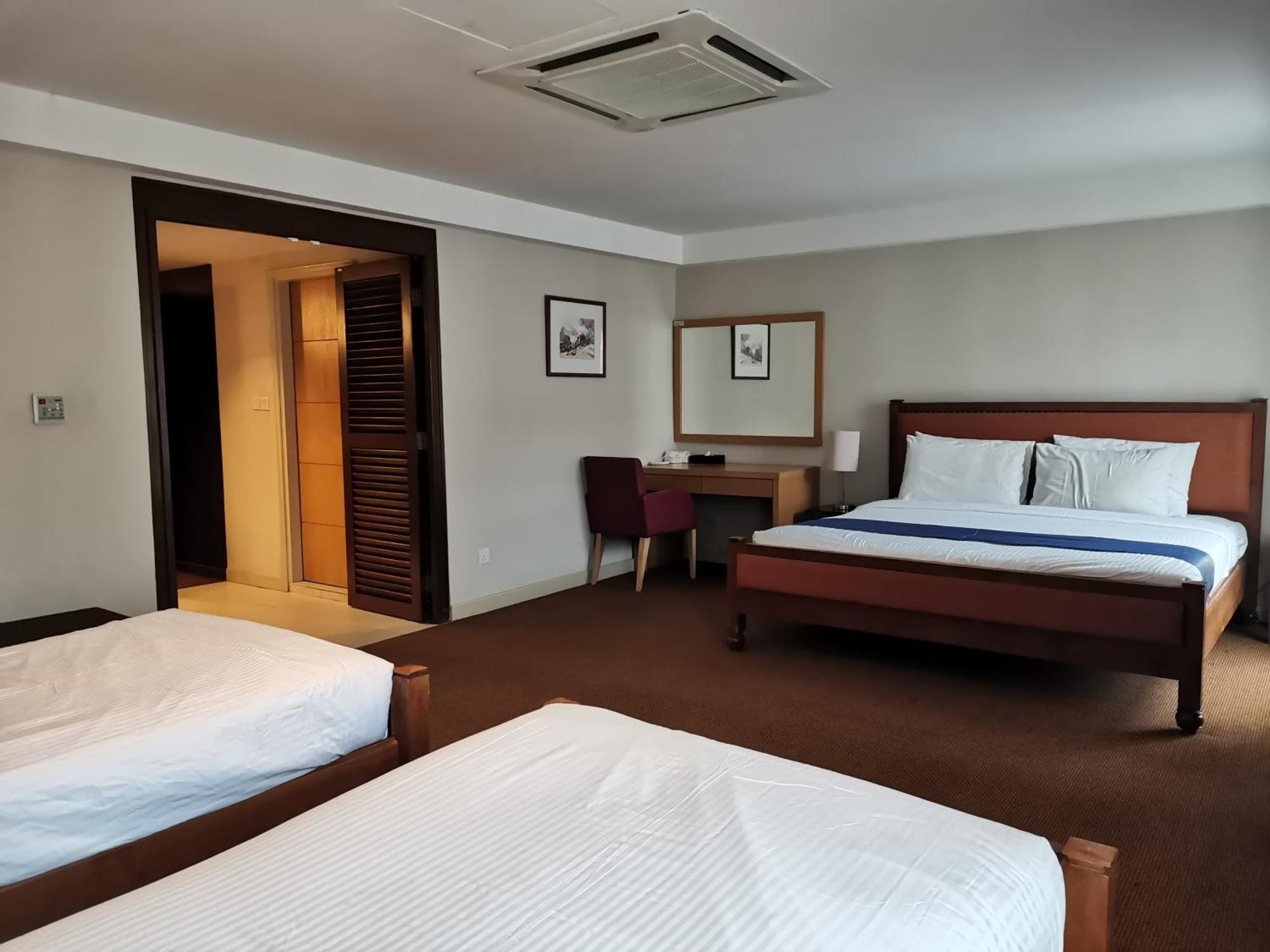 Hotel Seri Costa Malakka Dış mekan fotoğraf